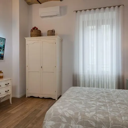 One & Only Buonarroti